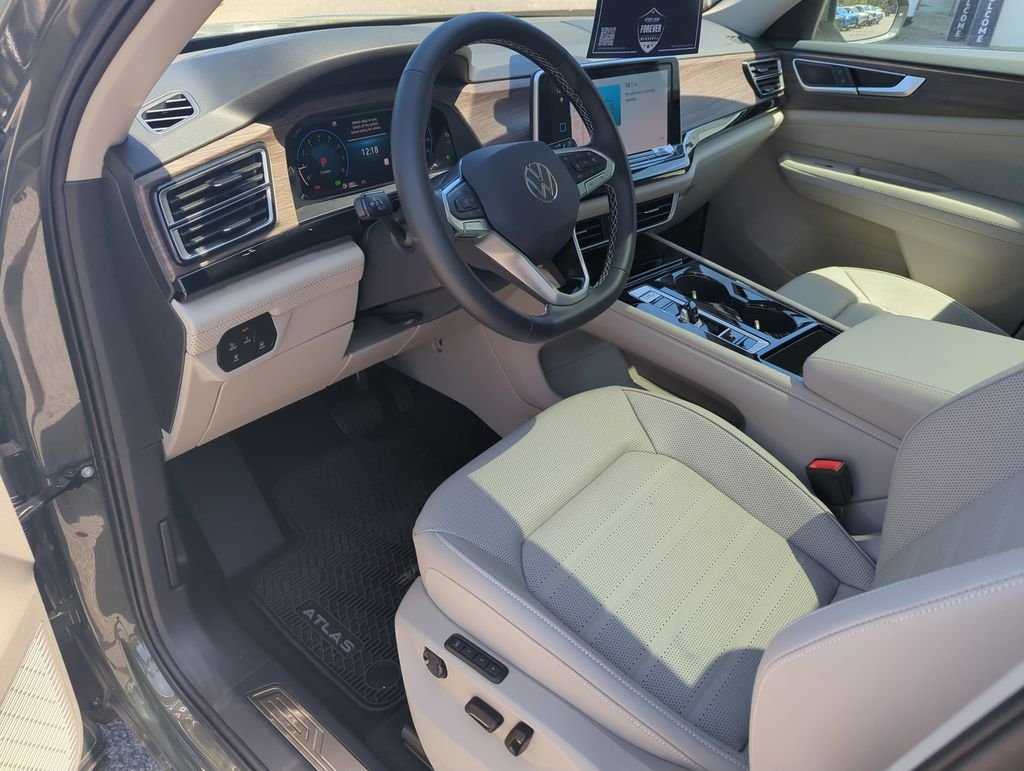 New 2026  Volkswagen SEL image 11
