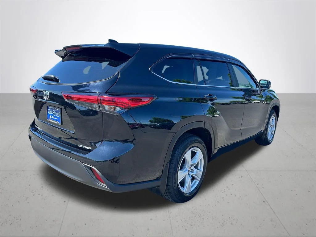 Used 2023 Black Toyota LE image 7