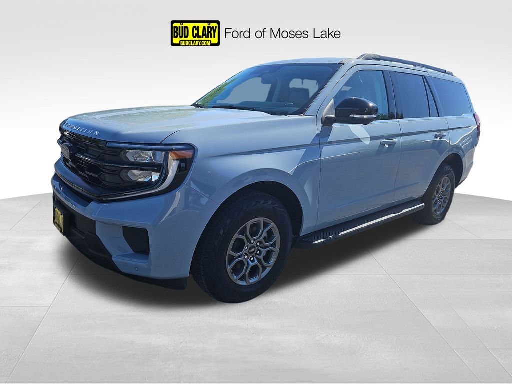 2026 Ford Expedition Active's photo
