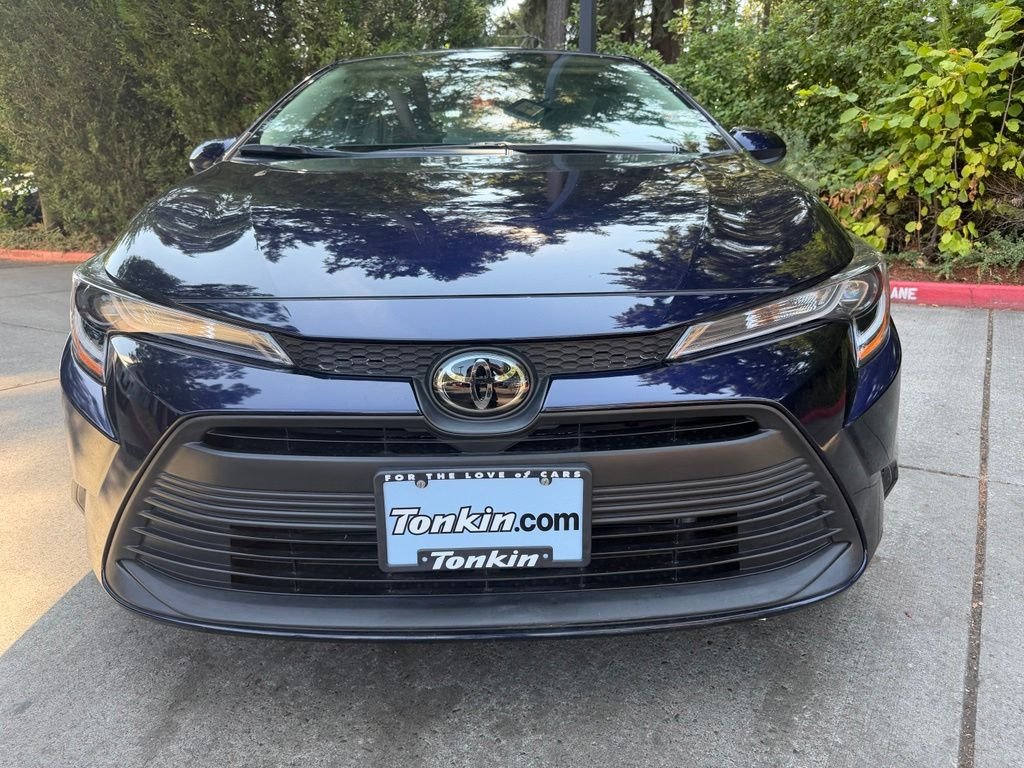 Used 2025 Blueprint Toyota LE image 9