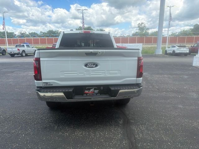 Certified Used 2024 Oxford White Ford XLT image 5