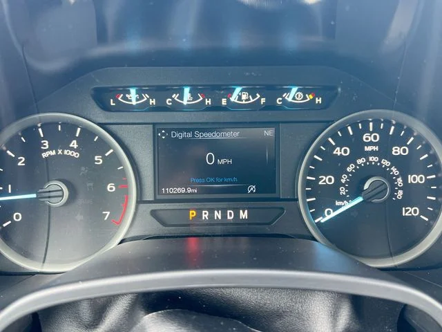 Used 2019 Black Ford XLT image 12