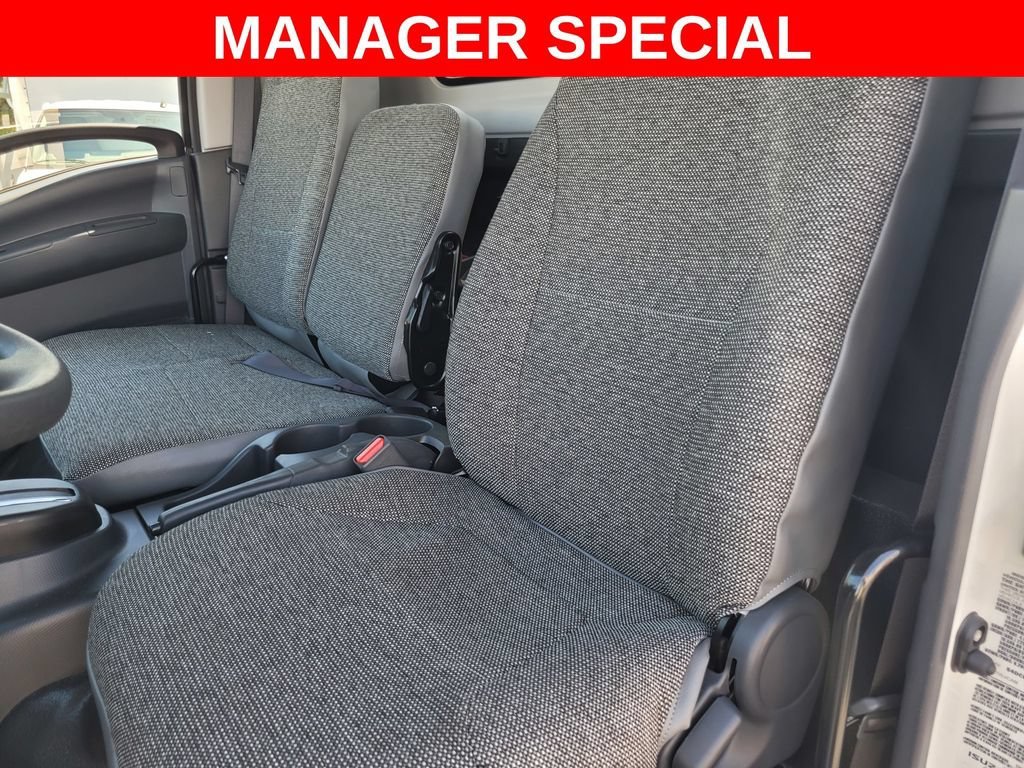 2025 Chevrolet Low Cab Forward 4500 HG view 14