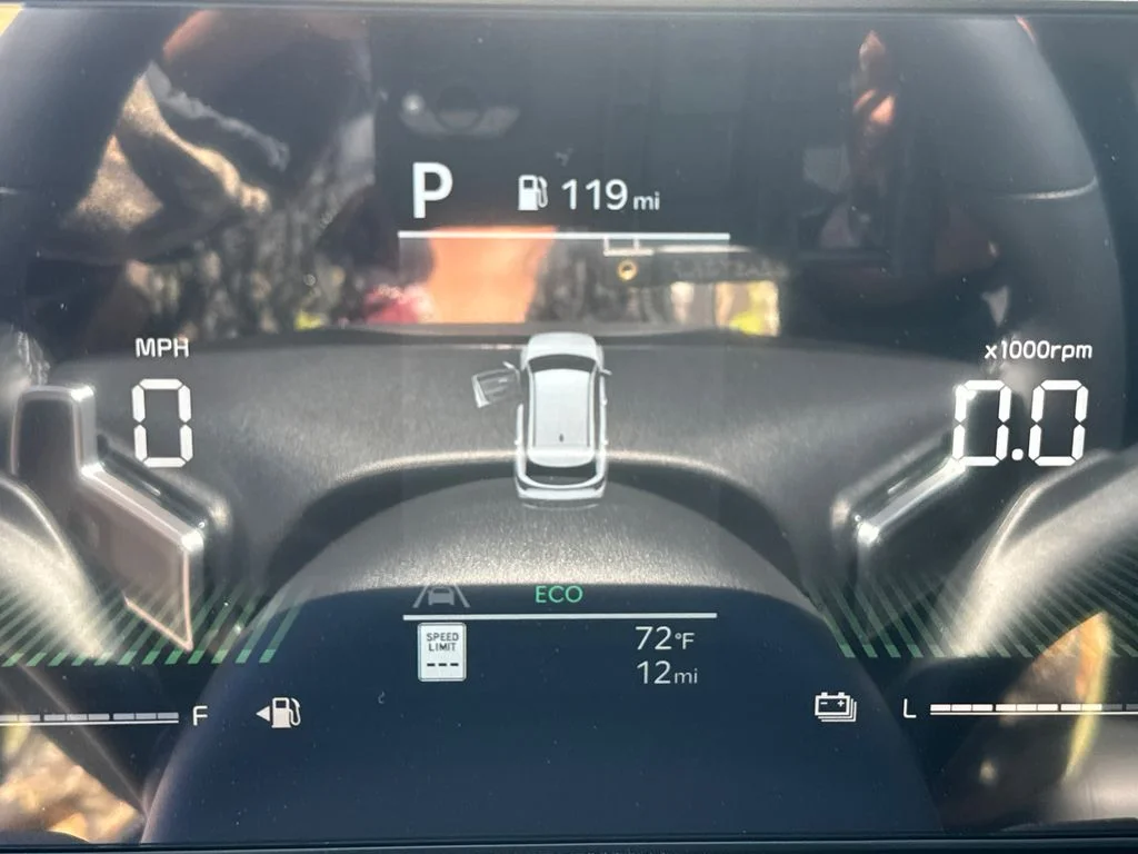 New 2026 Steel Gray Kia LX image 26