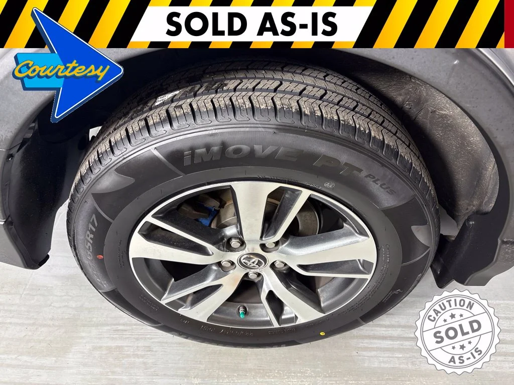 Certified Used 2017 Silver Toyota XLE image 10
