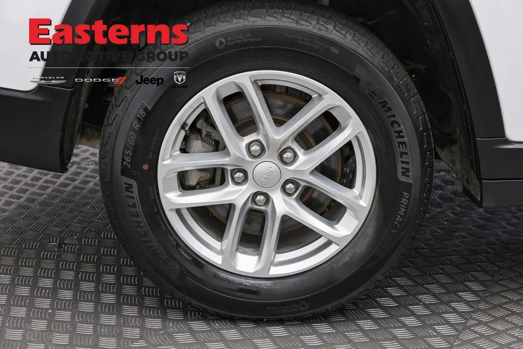 Certified Used 2025 White Jeep Laredo image 32