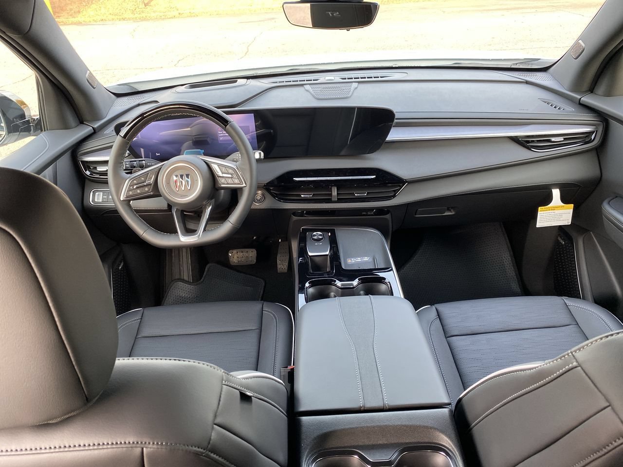 Used 2026 Iridescent White Tricoat Buick Sport Touring image 17