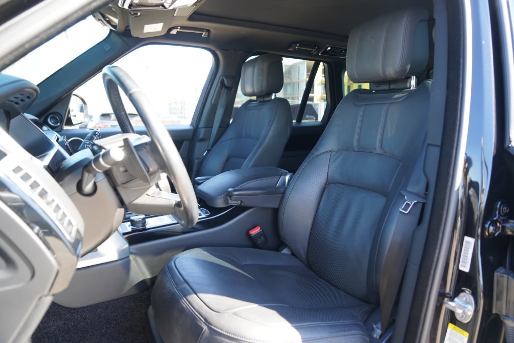 Used 2021 Black Land Rover Westminster image 11