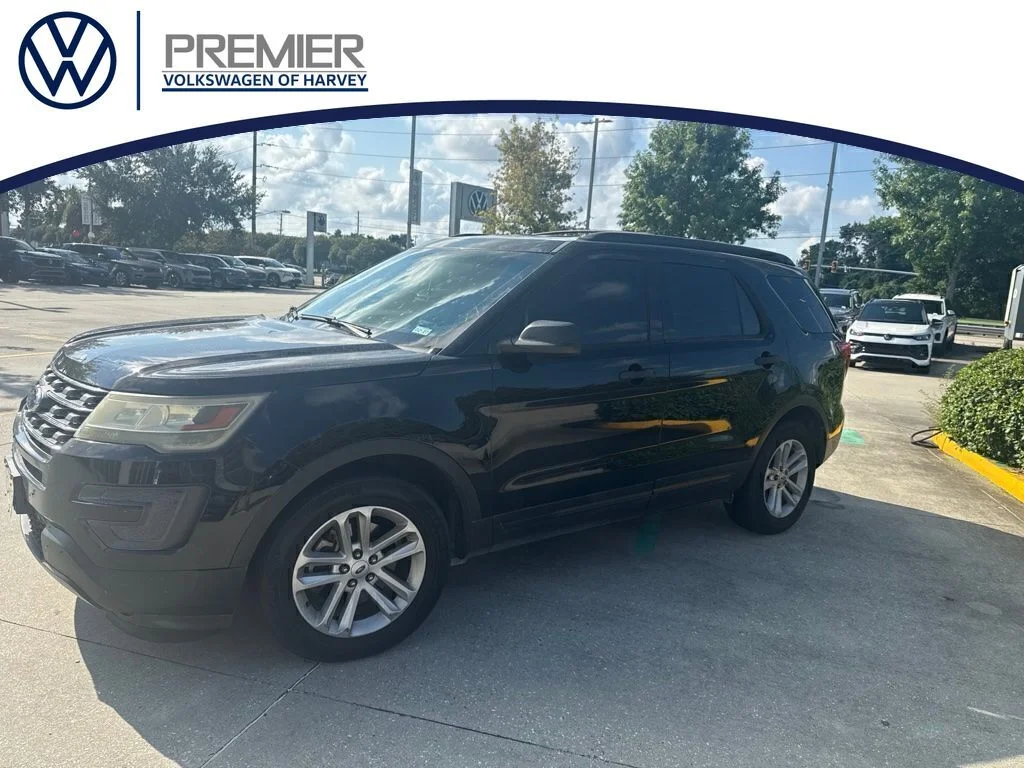 Used 2016 Black Ford Base image 1