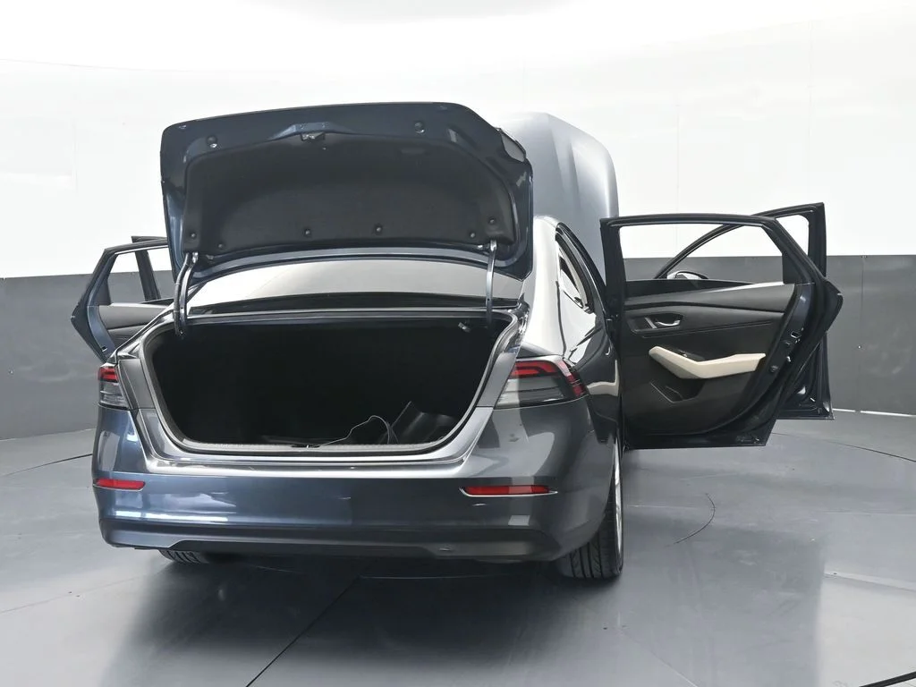 Used 2024 Gray Honda LX image 77
