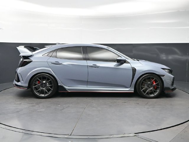 Certified Used 2019 Sonic Gray Pearl Honda Touring image 4