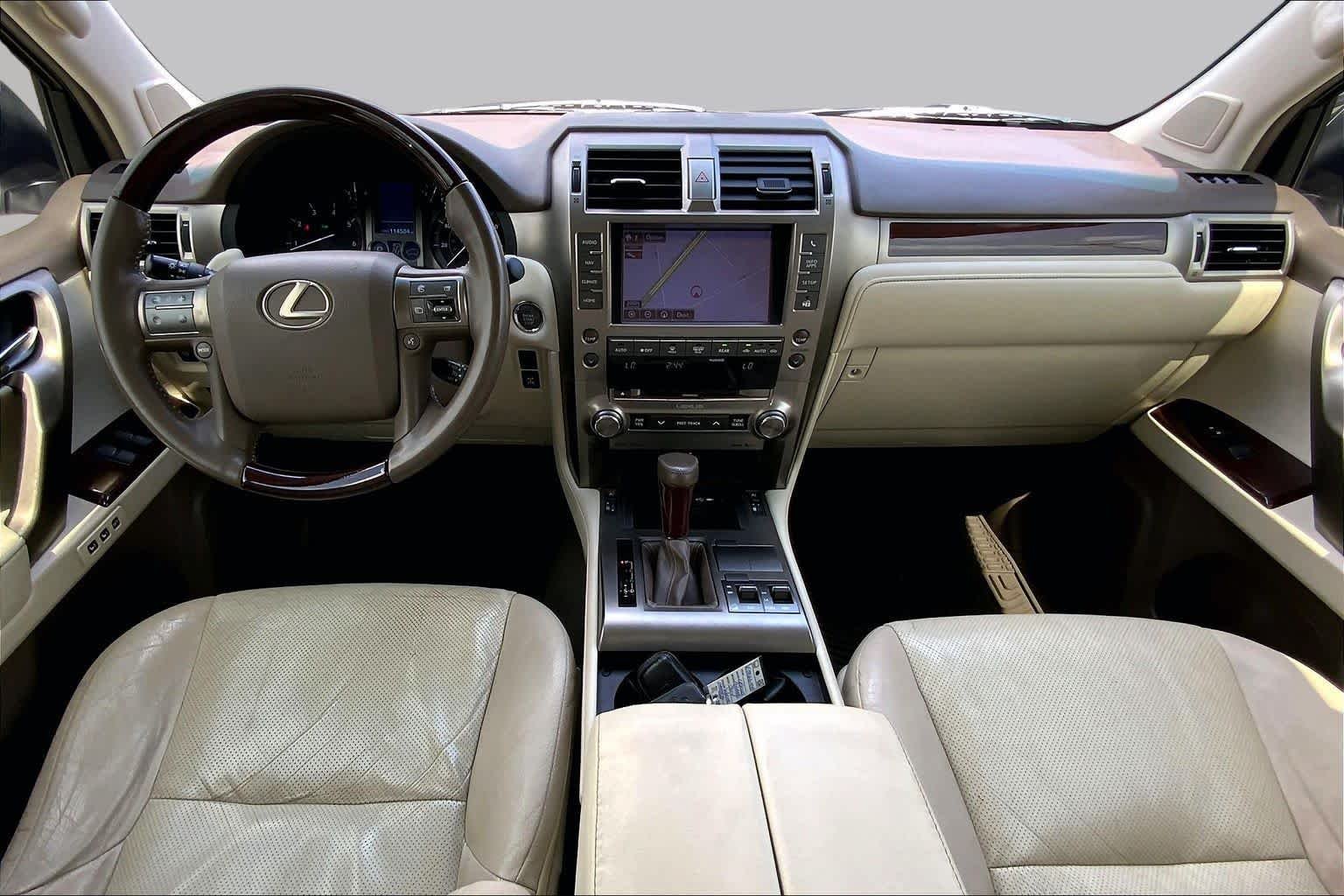 Used 2014 Starfire Pearl Lexus  image 15