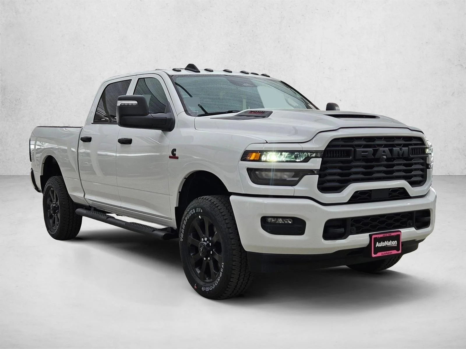 New 2026 Bright White Clear-Coat Exterior Paint RAM Black Express image 7