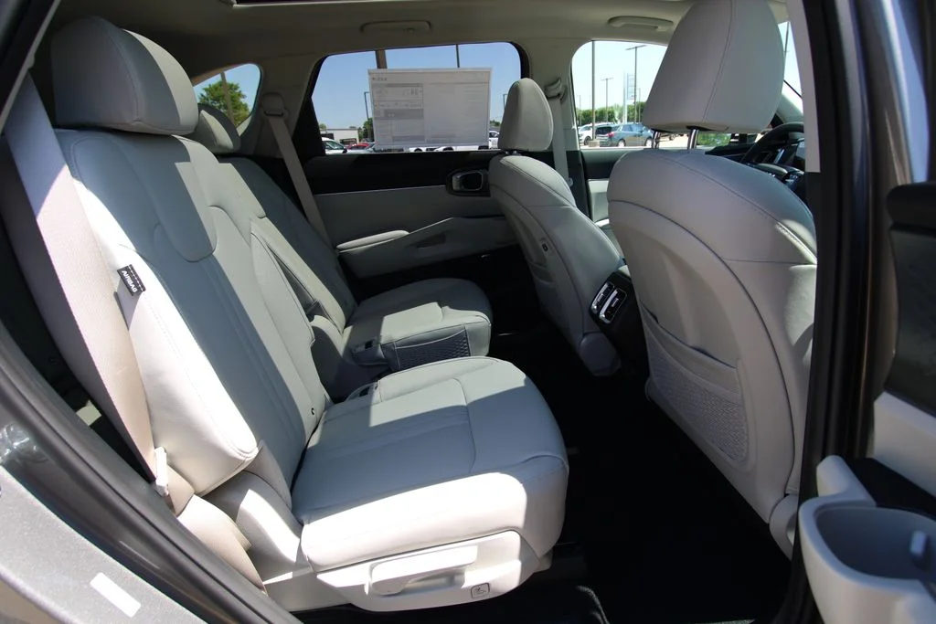 New 2026 Volcanic Sand Kia EX image 9