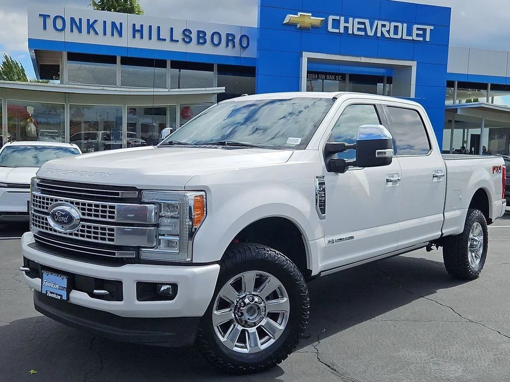 Used 2017 White Ford Platinum image 2