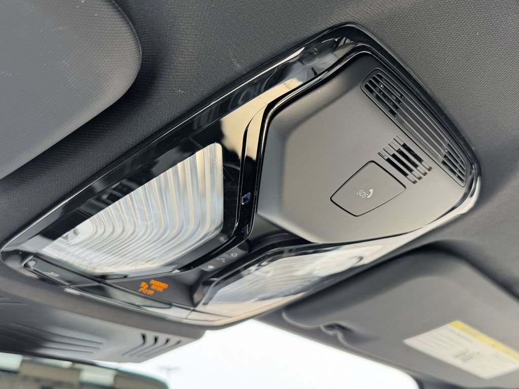 Used 2024 Blue BMW xDrive30i image 27