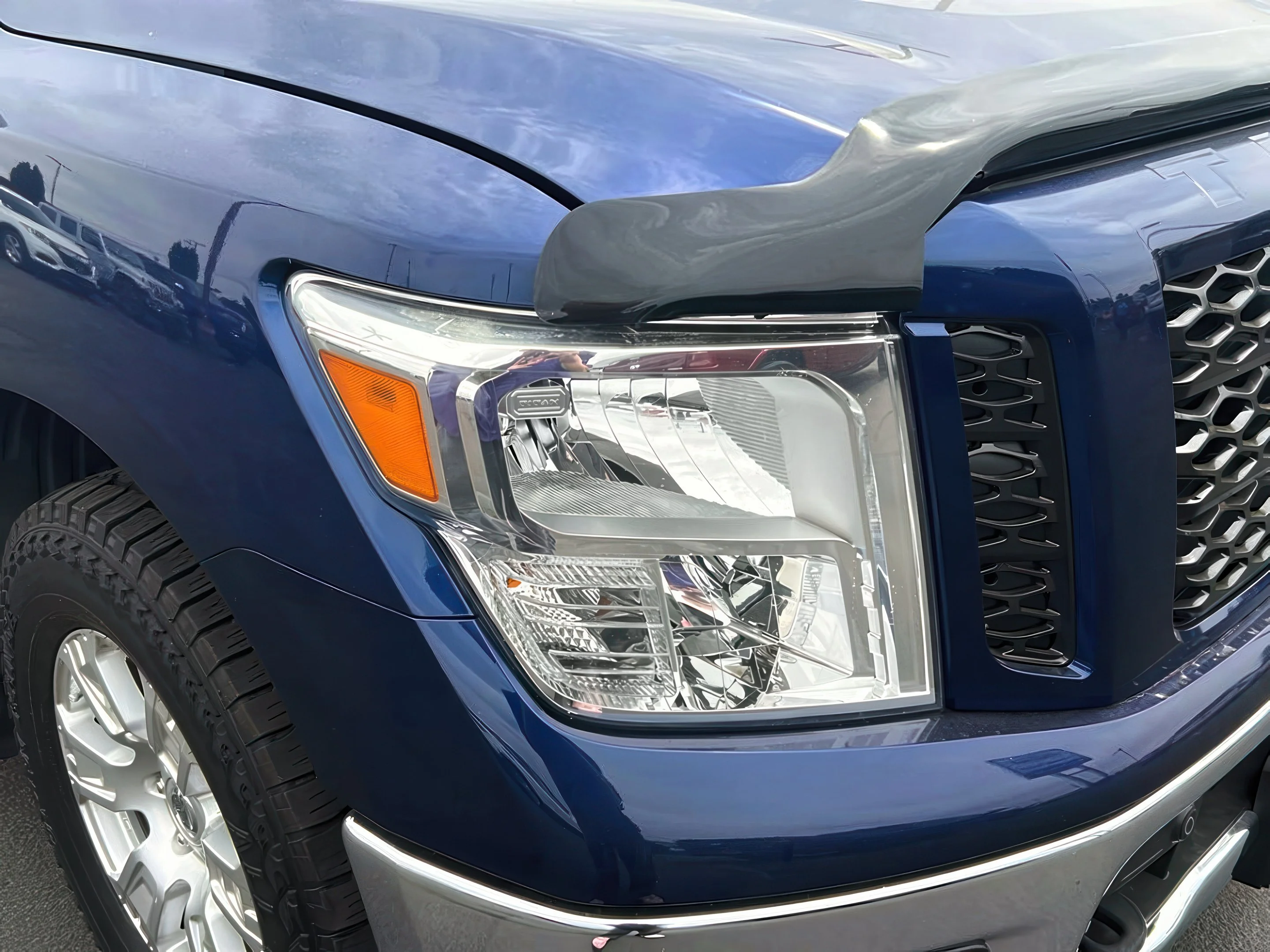 2019 Nissan Titan SV - Photo 11