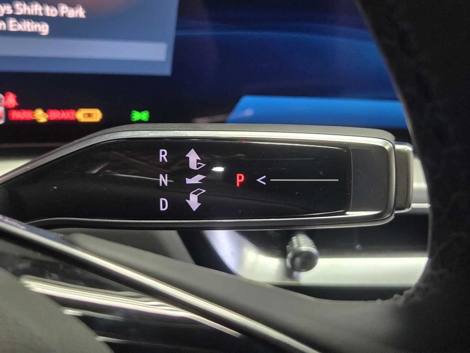2027 Cadillac LYRIQ Luxury - Photo 14