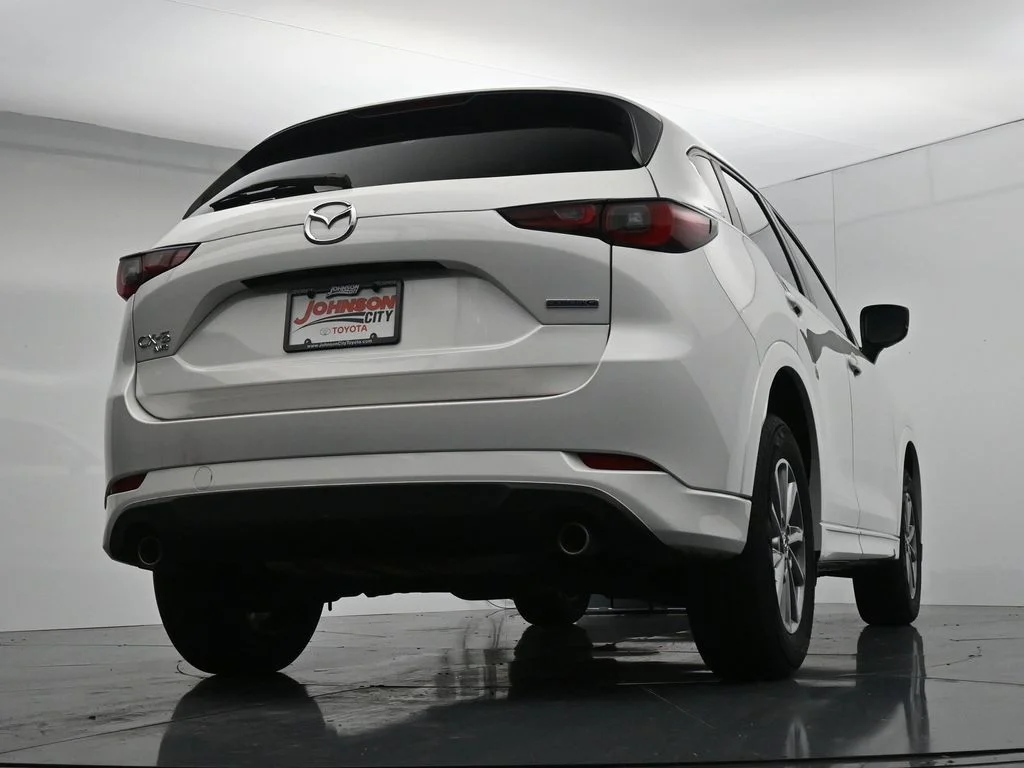 Used 2024 White Mazda 2.5 S Select Package image 32