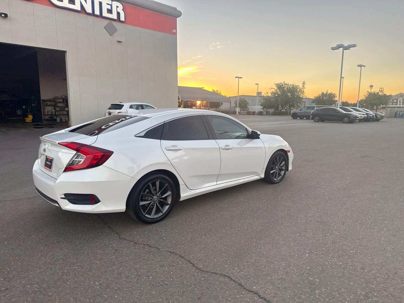 Used 2019 White Honda EX image 5