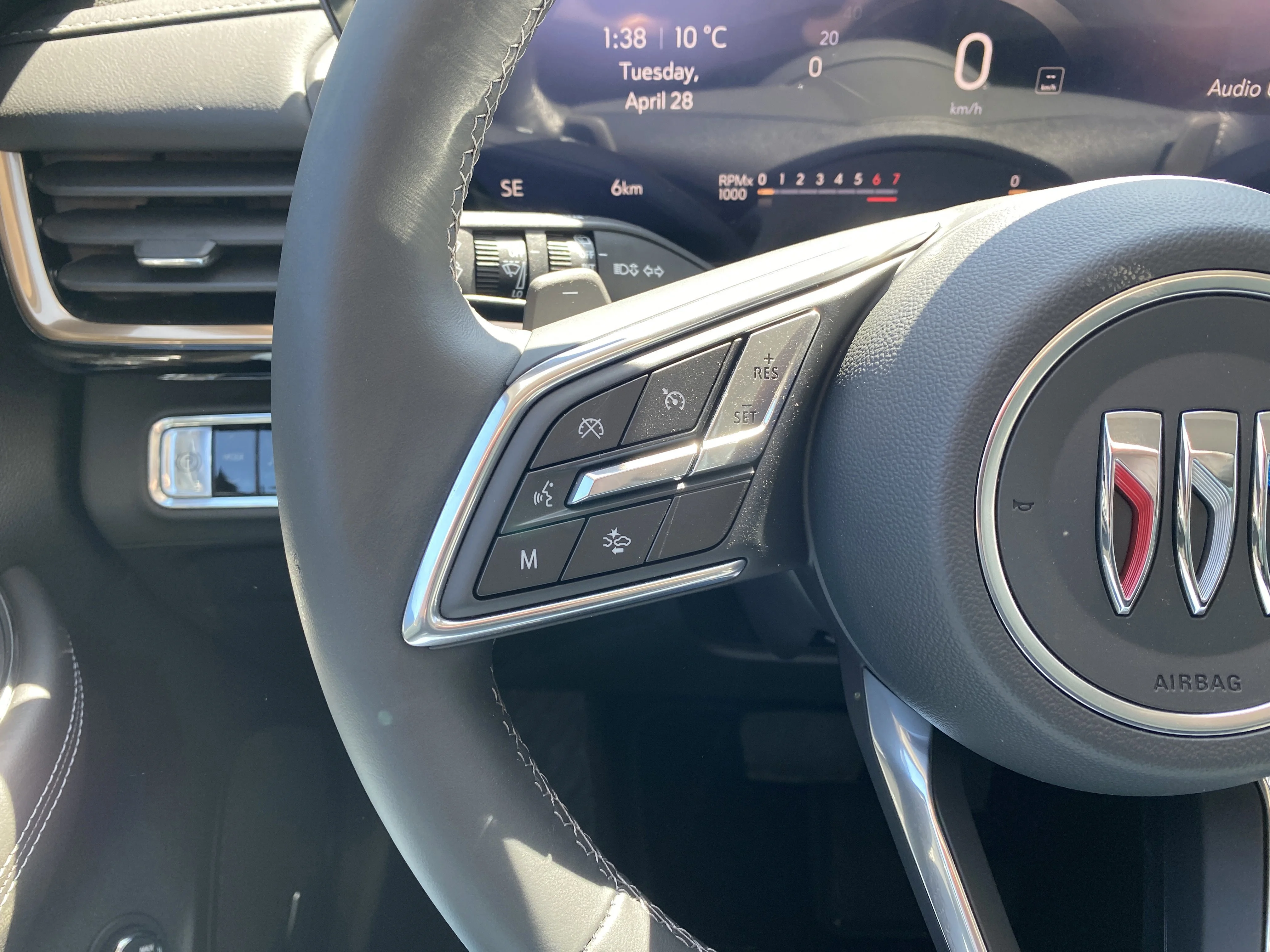 New 2026 MOONSTONE GREY METALLIC Buick Avenir image 17