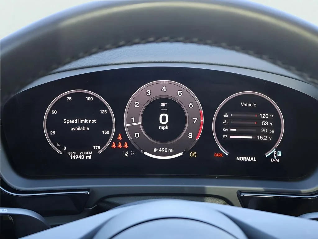 Used 2025 White Porsche  image 26