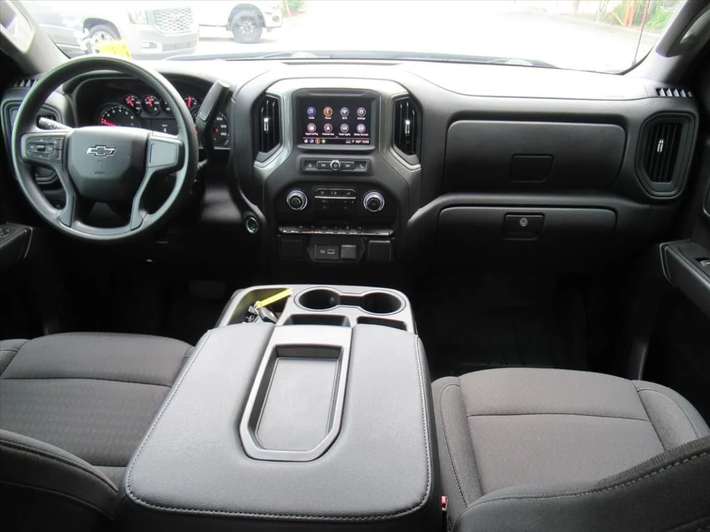 Used 2024 Gray Chevrolet Custom image 11