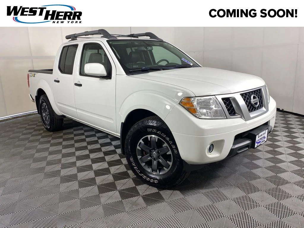 2018 Nissan Frontier 4.0 PRO-4X Crew Cab 4X4 AT's photo
