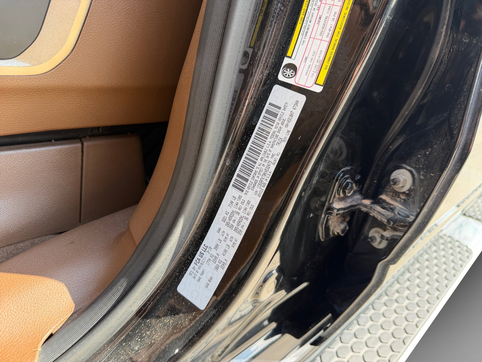 Used 2019 Diamond Black Crystal Pearlcoat Ram Longhorn image 25