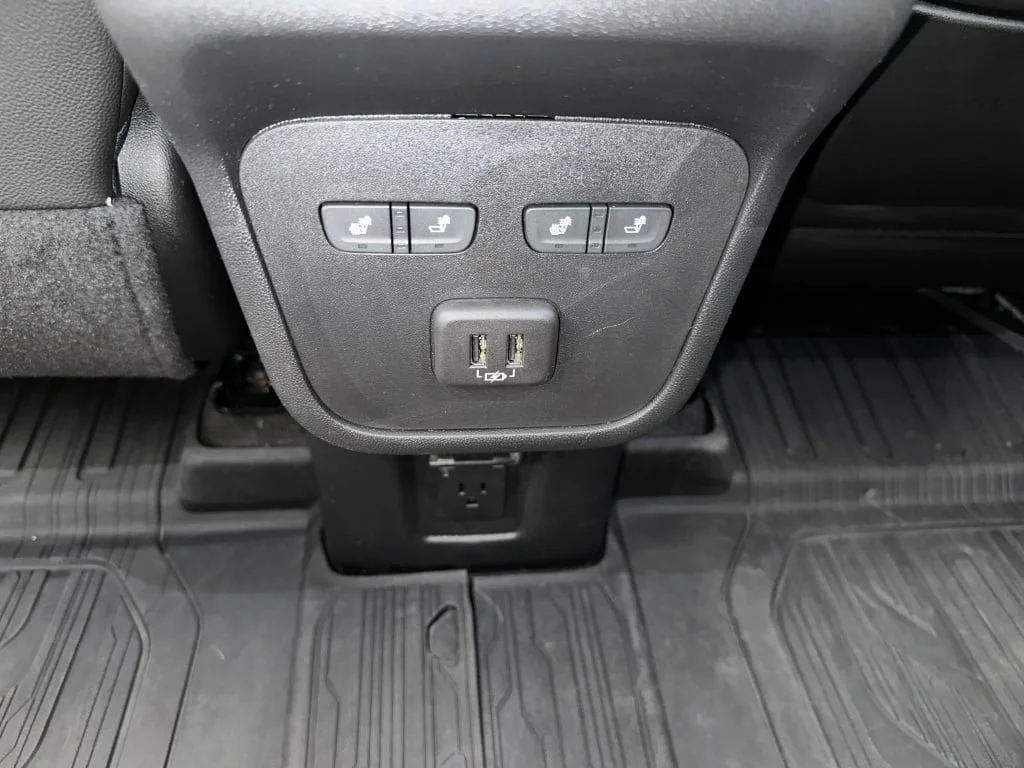Used 2023 Ebony Twilight Metallic GMC Denali image 24