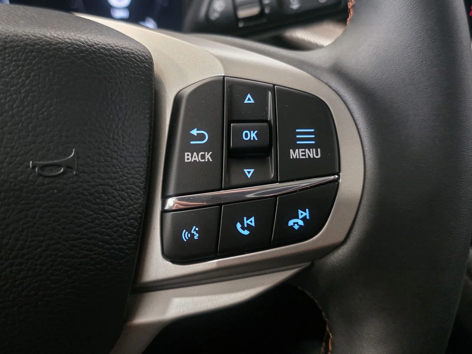 New 2026 Agate Black Metallic Ford Active image 35