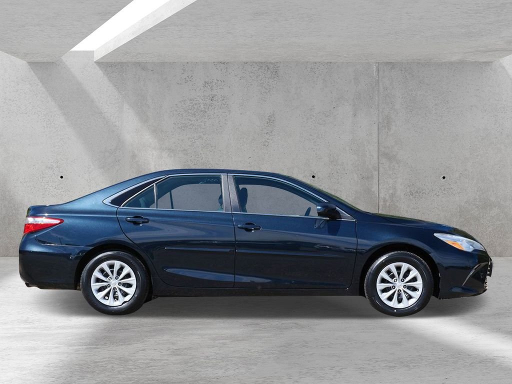 Used 2015 Toyota Camry LE with VIN 4T4BF1FK5FR507128 for sale in White Bear Lake, Minnesota