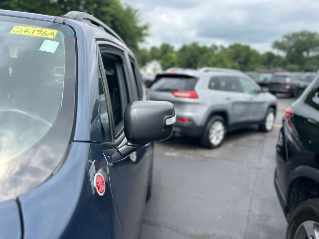 Used 2021 Blue Jeep Trailhawk image 37