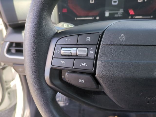 Used 2025 White Kia LXS image 12