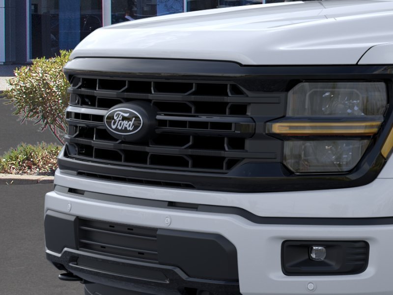 New 2026 Oxford White Ford XLT image 42