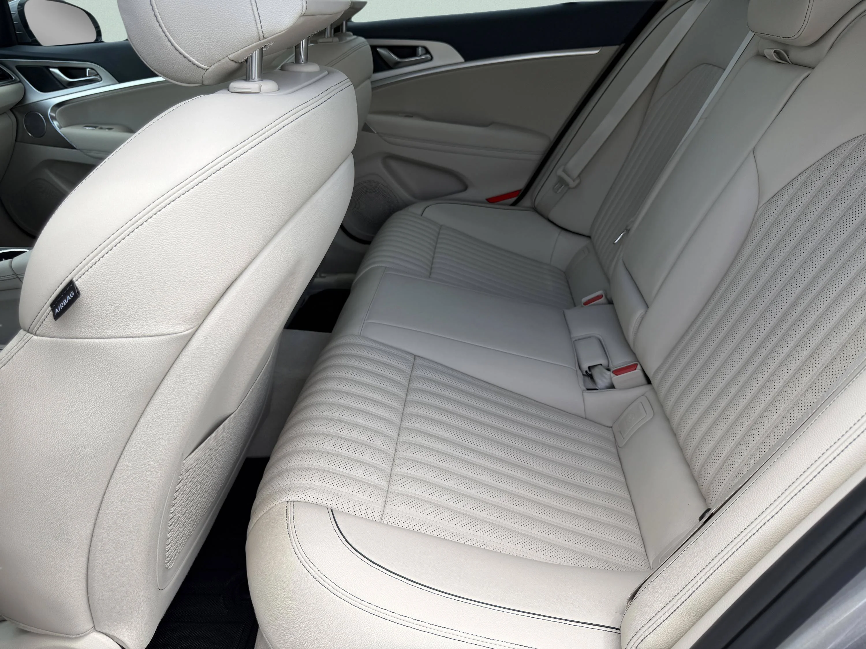 Used 2026 Savile Silver Genesis 2.5T Prestige image 20