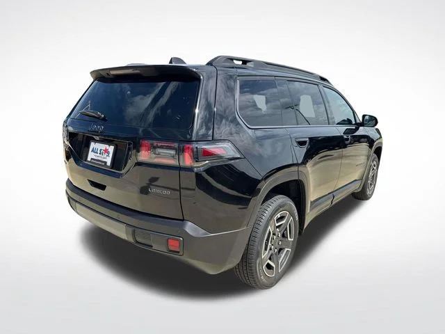 New 2026 Diamond Black Crystal Pearl-Coat Exterior Paint Jeep Laredo image 8
