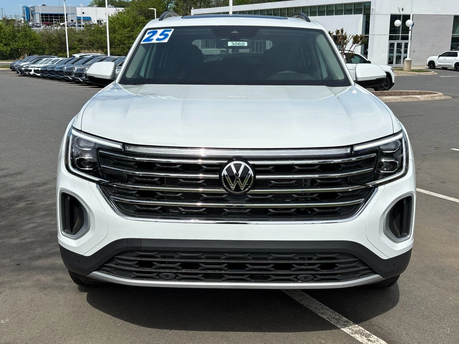 New 2025 Pure White Volkswagen 2.0T SE w/Technology image 8