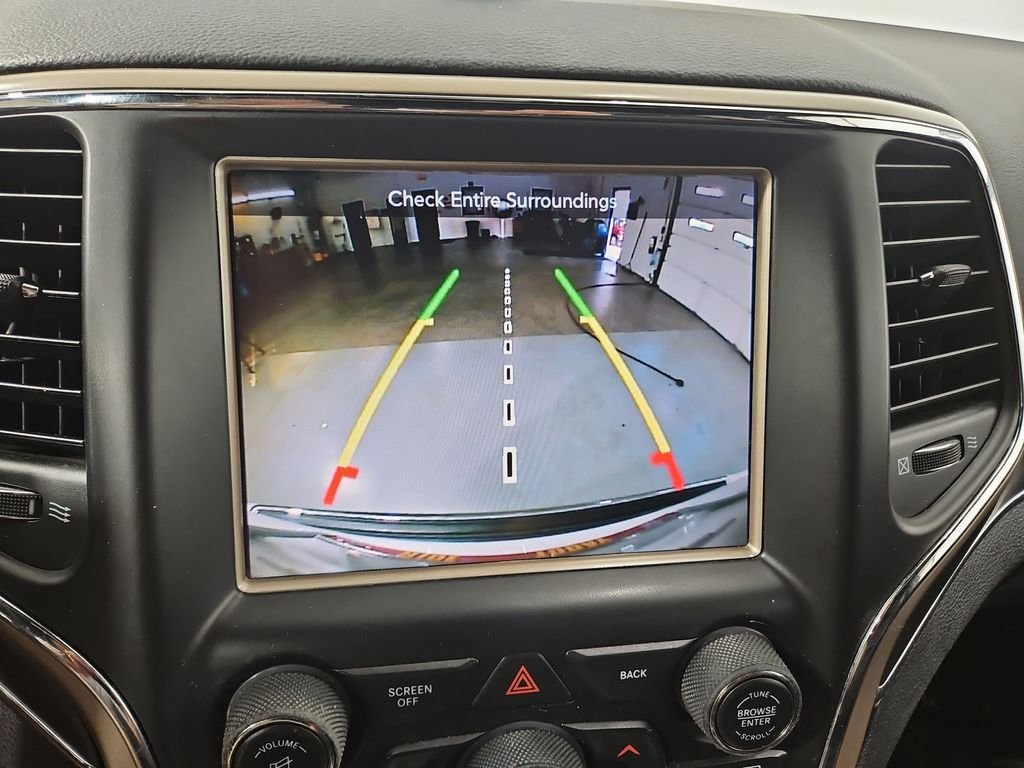 Used 2016 White Jeep Limited image 21