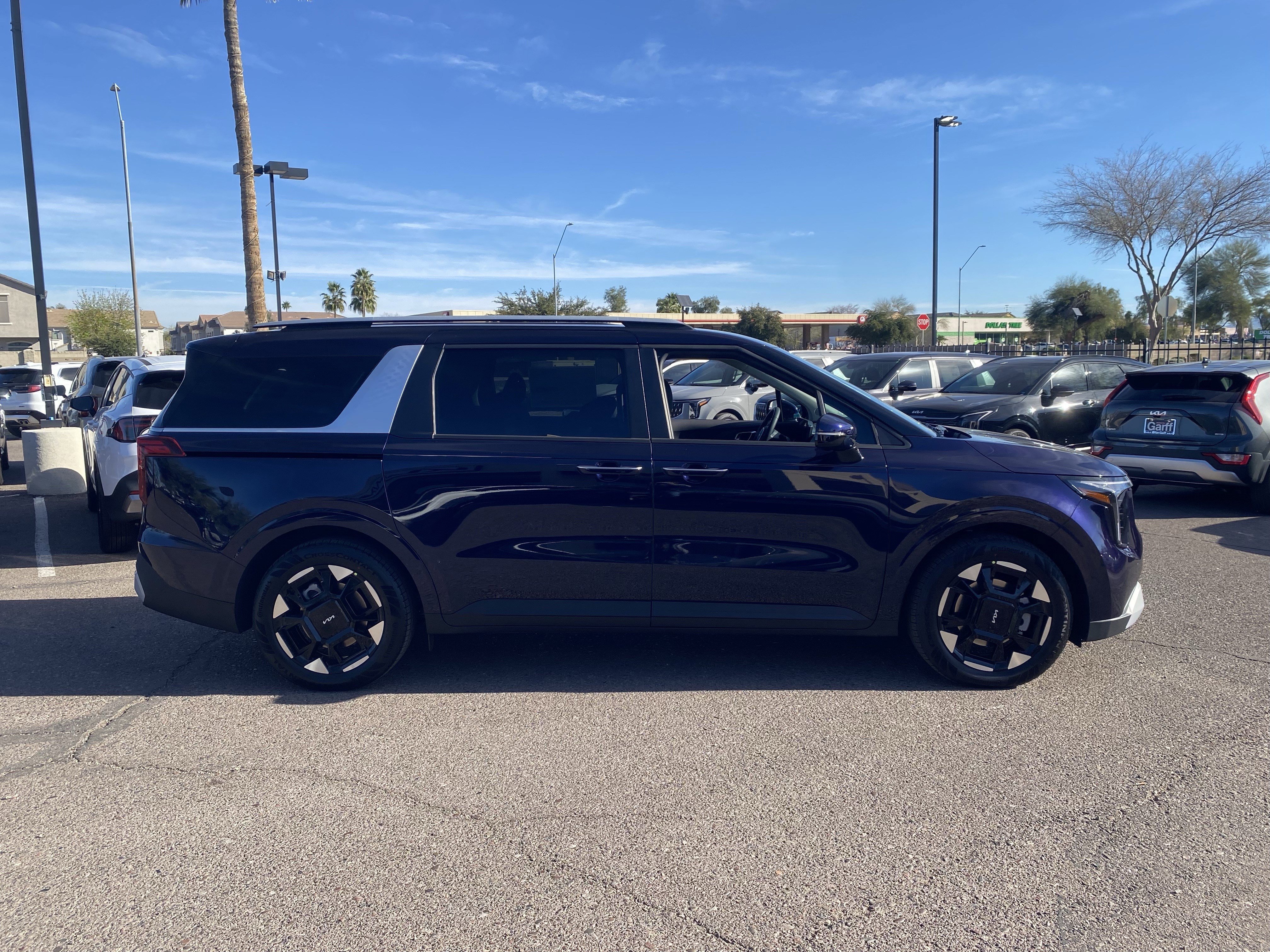New 2026 Deep Chroma Blue Kia EX image 2