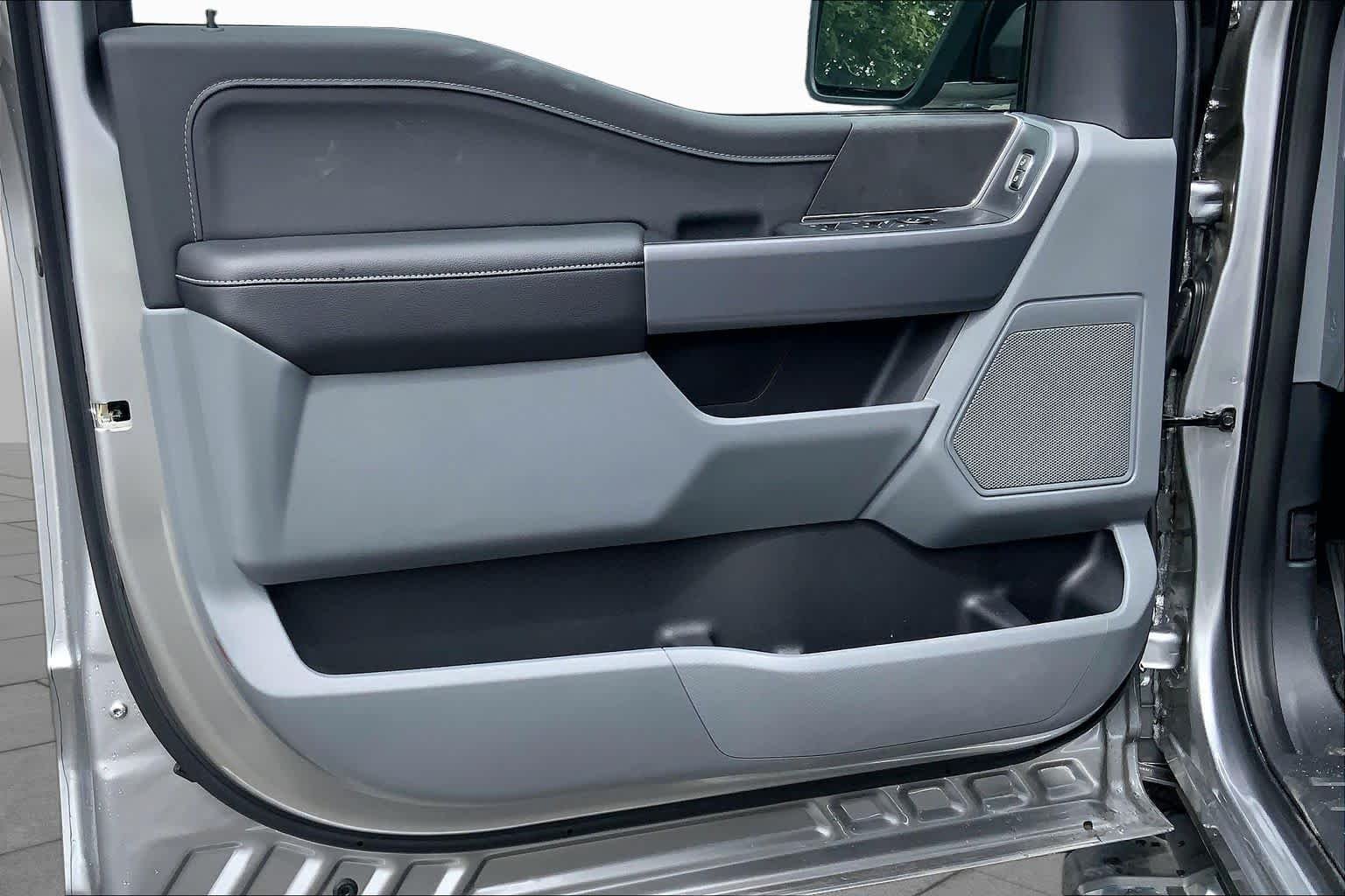 2026 Ford F-150 XLT - Photo 11
