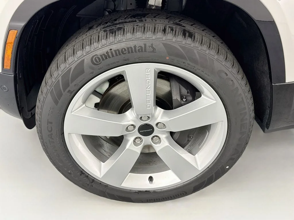 New 2026 Borasco Grey Land Rover X-Dynamic SE image 32