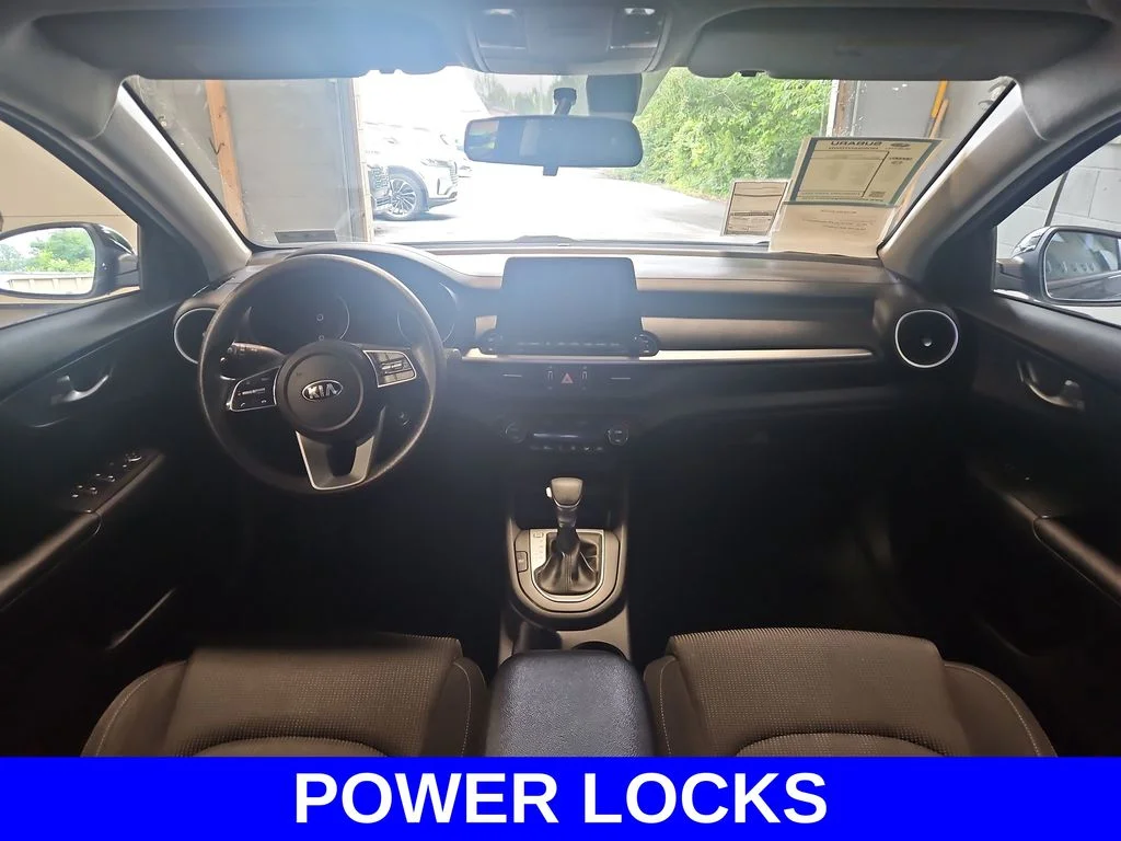 Used 2019 Black Kia LXS image 10