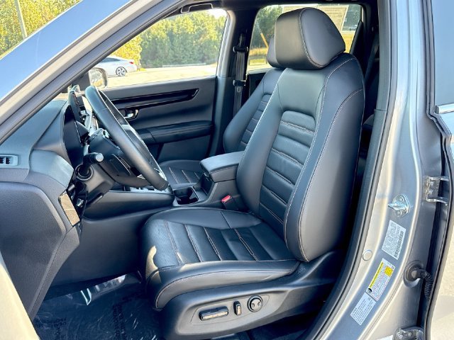 Used 2023 Silver Honda Sport Touring image 11
