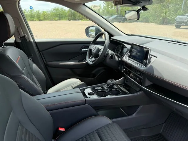 New 2026 Boulder Gray Pearl Nissan Rock Creek® image 23
