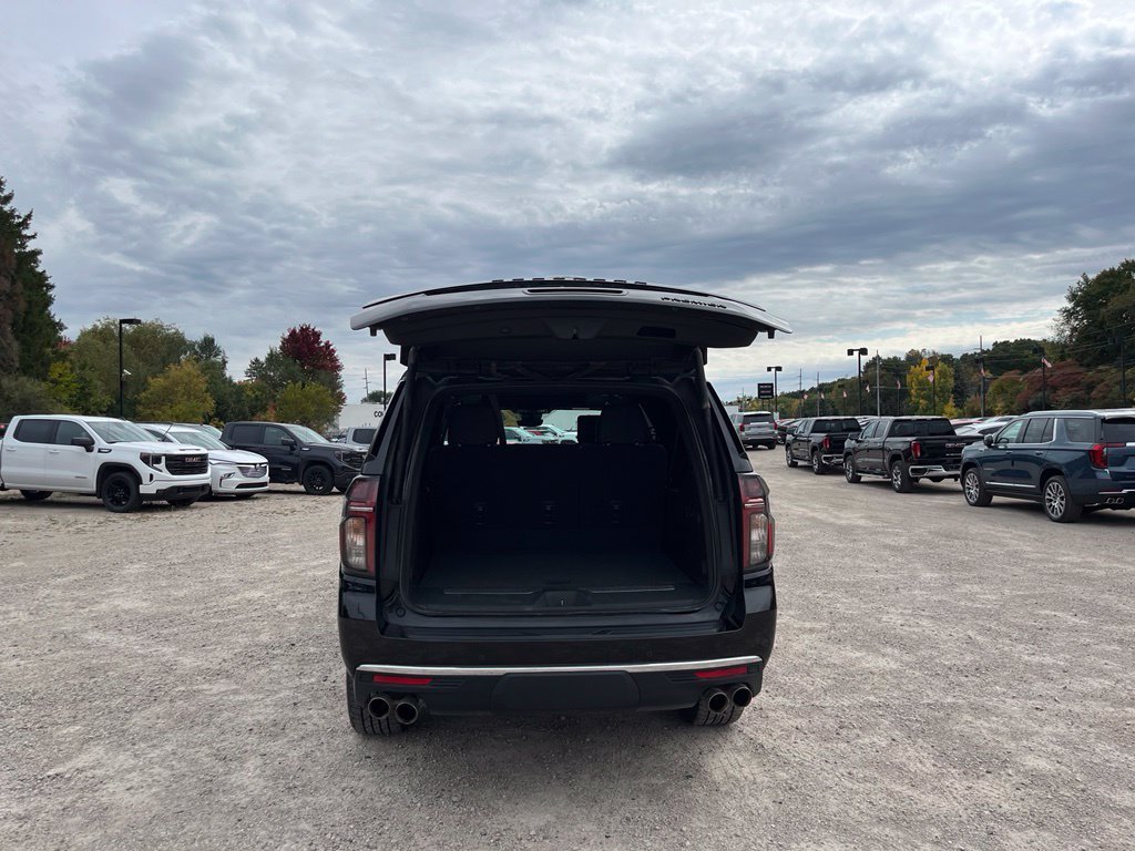 Used 2023 BLACK Chevrolet Premier image 10