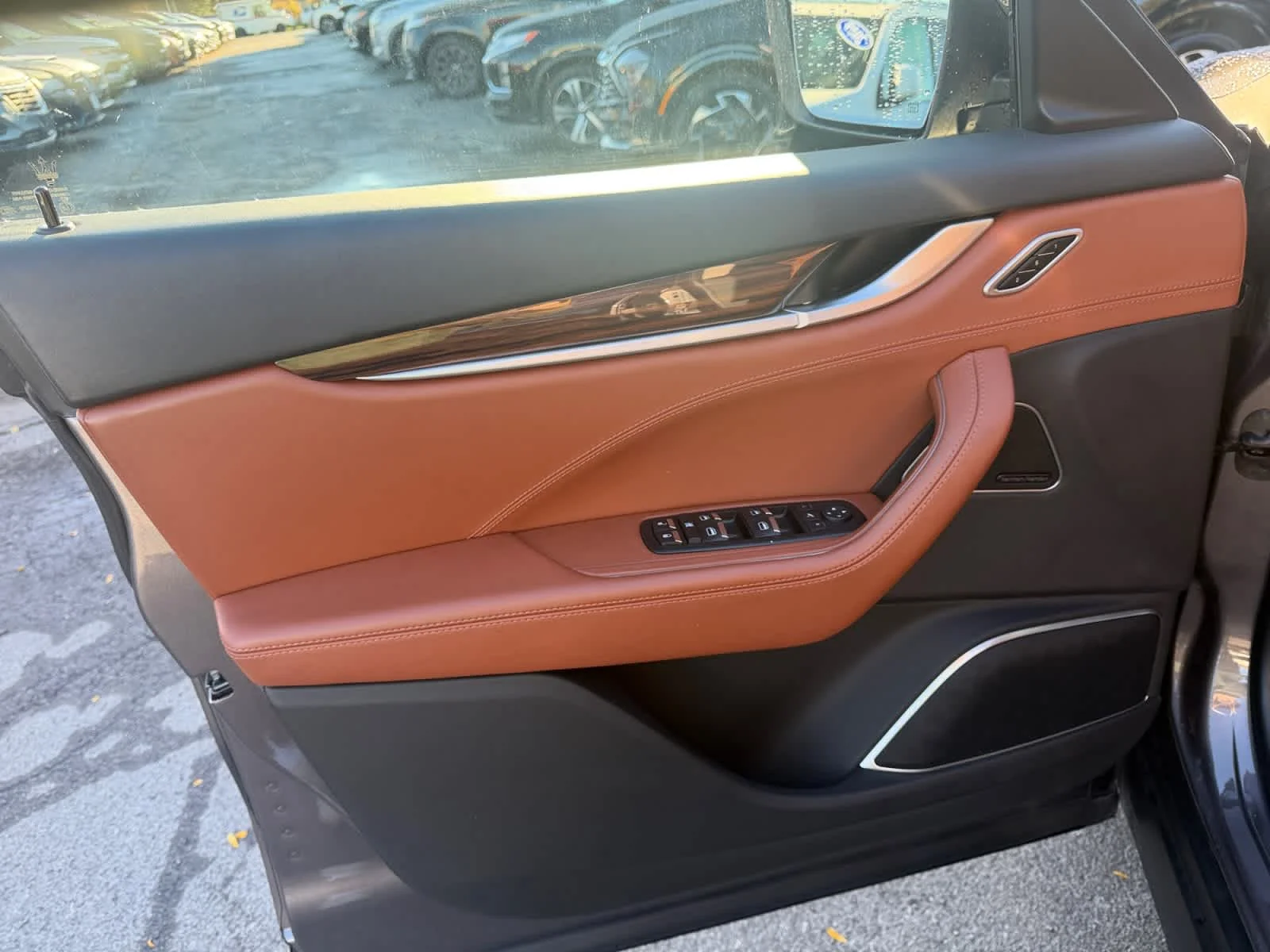 Used 2017 Grigio Metallic Maserati  image 14