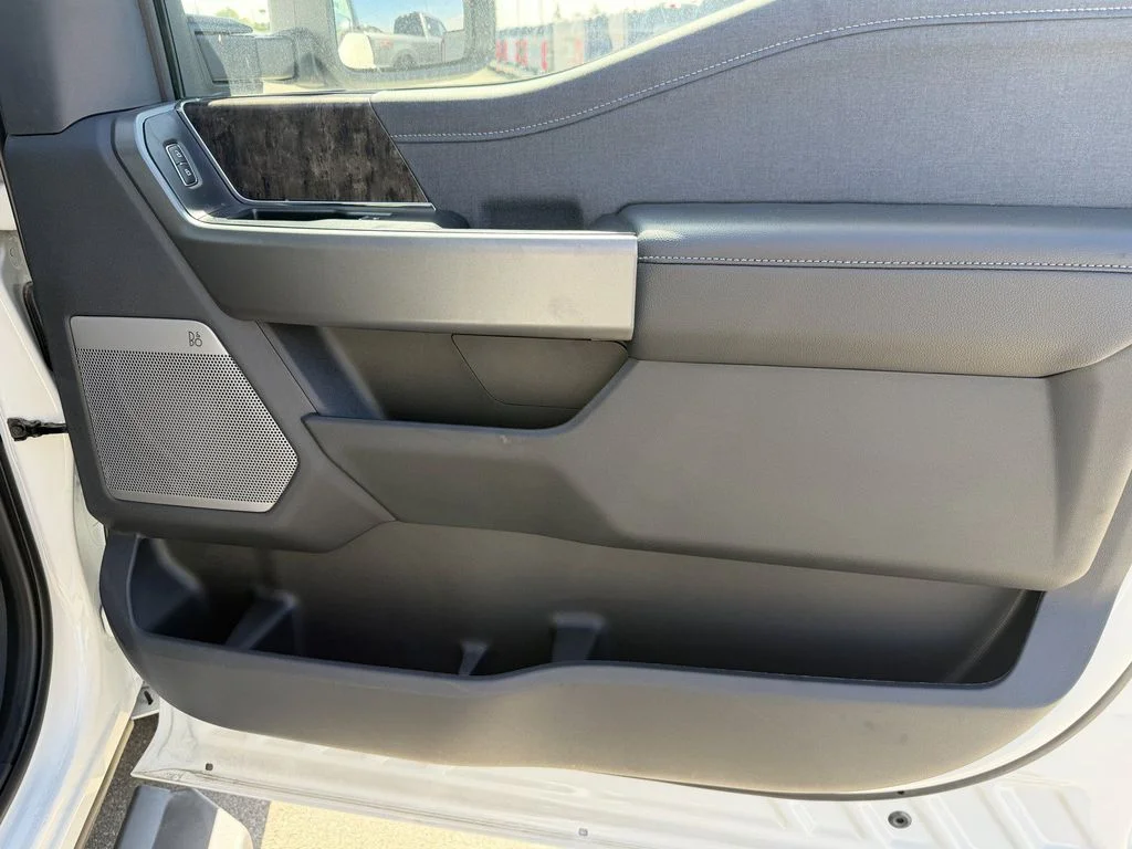 New 2026 Star White Metallic Tri-Coat Ford F-250® Lariat® image 10