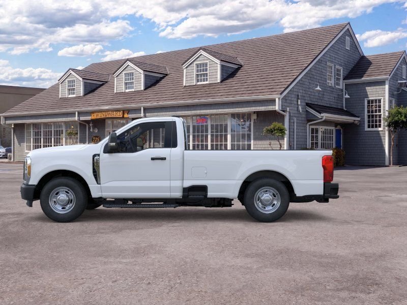 New 2026 Oxford White Ford XL image 3