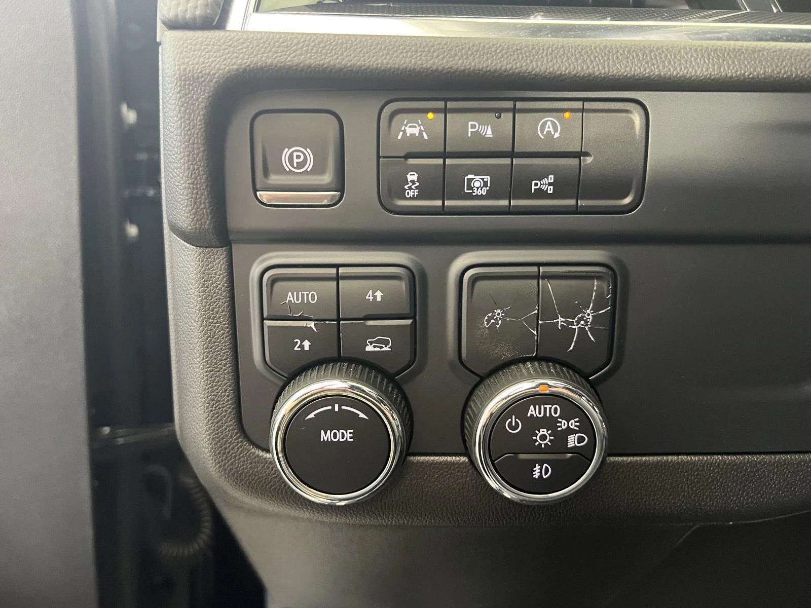 Used 2025 Black Chevrolet RST image 8
